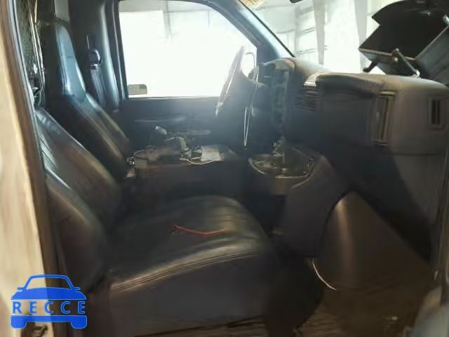 1999 CHEVROLET EXPRESS G2 1GCFG25W0X1133053 image 4