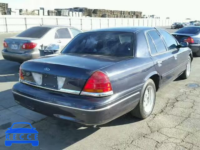 1999 FORD CROWN VICT 2FAFP74W3XX139974 image 3
