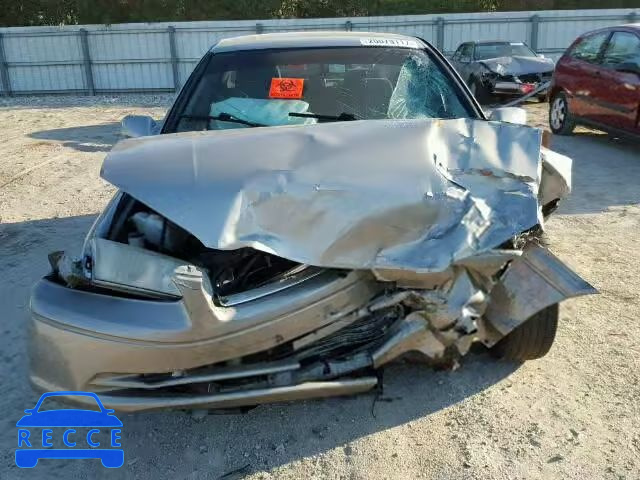 2001 TOYOTA CAMRY JT2BG22K310597458 image 8