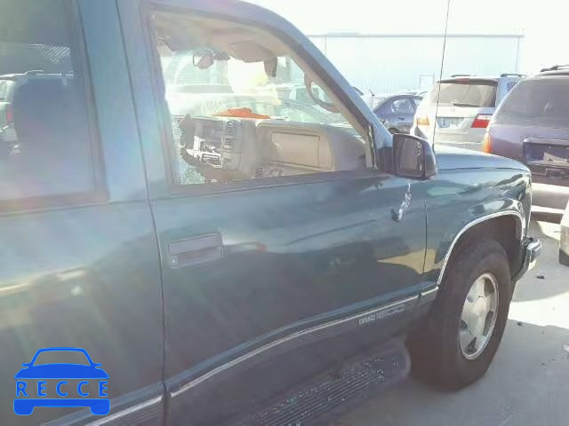 1998 GMC YUKON 1GKEK13R8WJ702462 image 8