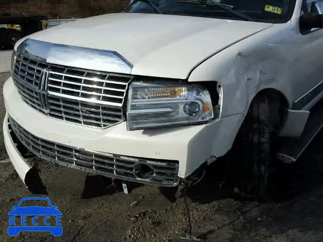 2011 LINCOLN NAVIGATOR 5LMJJ2J54BEJ08577 image 8