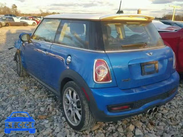 2011 MINI COOPER S WMWSV3C53BTY20686 image 2