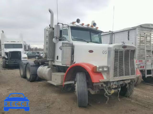 2005 PETERBILT CONVENTION 1XP5DB9X75D837557 Bild 0