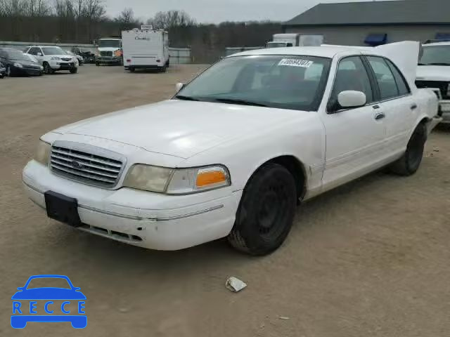 2002 FORD CROWN VICT 2FAFP73W02X120616 image 1