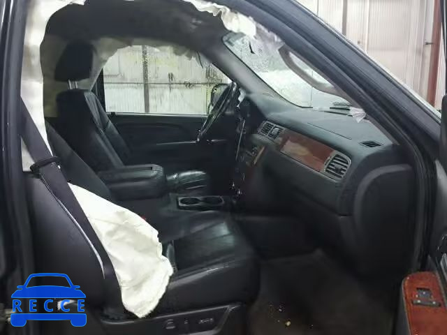 2010 CHEVROLET AVALANCHE 3GNVKFE03AG201357 image 4