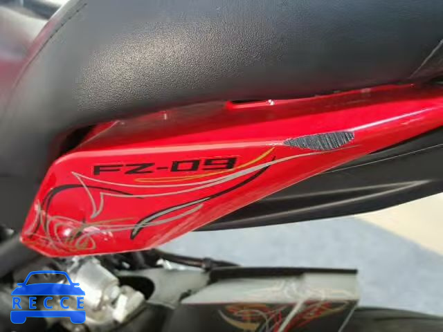 2014 YAMAHA FZ09 JYARN33E7EA000219 image 17