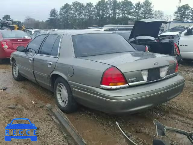 2002 FORD CROWN VICT 2FAFP74W32X159523 image 2