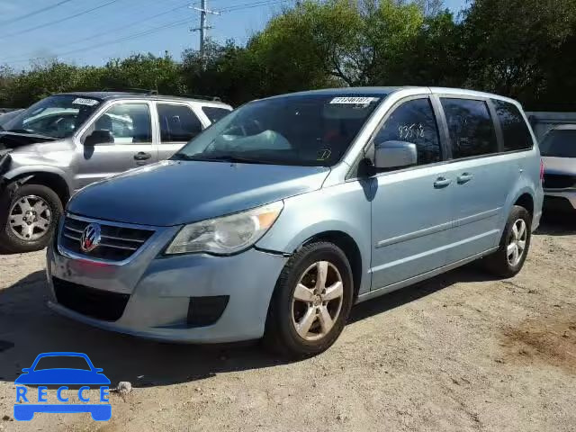 2010 VOLKSWAGEN ROUTAN SE 2V4RW3D10AR272586 зображення 1