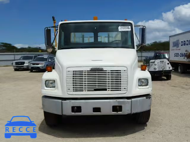 2000 FREIGHTLINER MED CONV F 1FV6HFAA9YHG51080 зображення 8