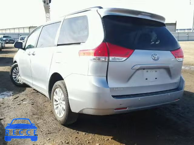 2014 TOYOTA SIENNA XLE 5TDYK3DC1ES449016 image 2