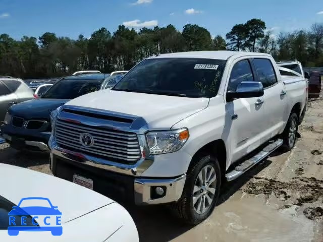 2017 TOYOTA TUNDRA CREWMAX 5TFFW5F13HX216269 зображення 1