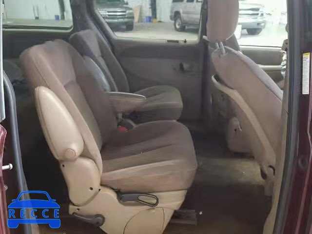 2001 CHRYSLER VOYAGER LX 1C4GJ45301B127343 image 5