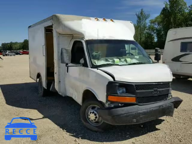 2003 CHEVROLET EXPRESS CU 1GBJG31U631211046 image 0