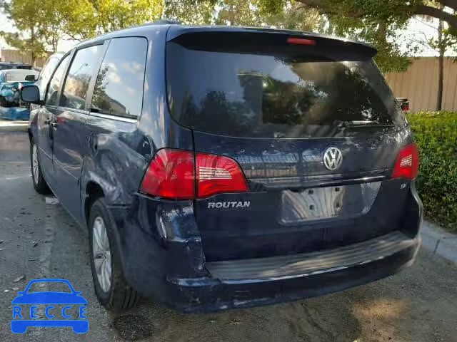 2014 VOLKSWAGEN ROUTAN SE 2C4RVABG9ER134446 Bild 2