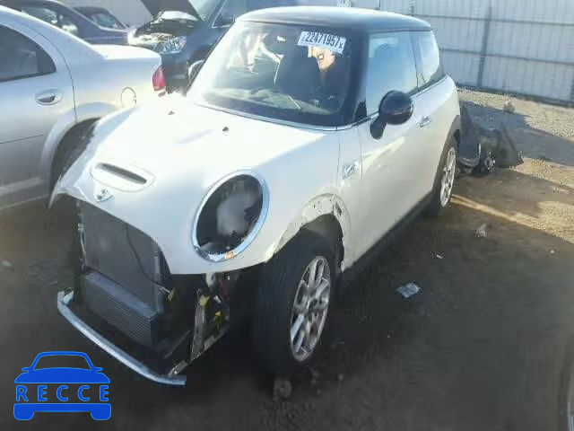 2015 MINI COOPER S WMWXP7C54F2A40668 Bild 1