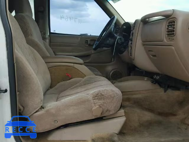 2000 GMC JIMMY 1GKCS18W0YK229790 image 4