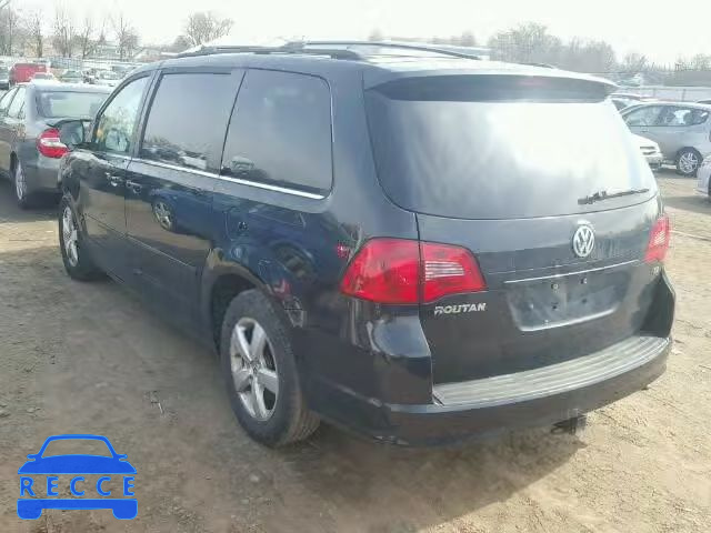 2009 VOLKSWAGEN ROUTAN SE 2V8HW341X9R544454 image 2