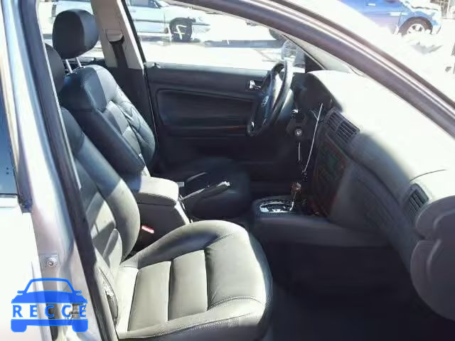 2005 VOLKSWAGEN PASSAT GLX WVWTU63B65E076351 image 4