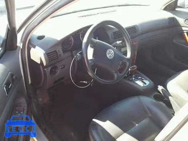 2005 VOLKSWAGEN PASSAT GLX WVWTU63B65E076351 image 8