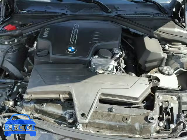 2016 BMW 320I WBA8A9C58GK618027 Bild 6