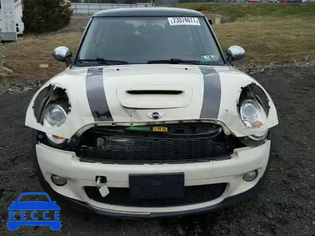 2010 MINI COOPER S WMWMF7C53ATW88511 image 8
