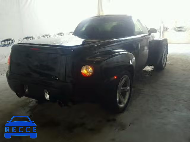 2004 CHEVROLET SSR 1GCES14P64B112745 Bild 3