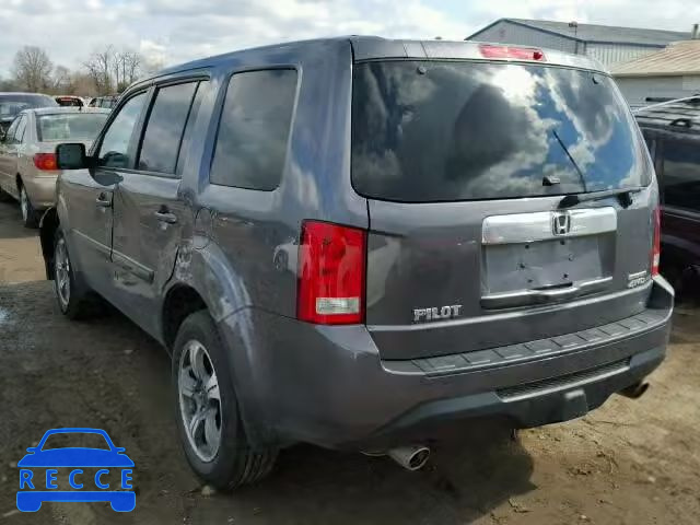 2015 HONDA PILOT SE 5FNYF4H36FB052489 image 2