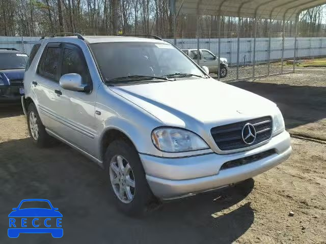 1999 MERCEDES-BENZ ML430 4JGAB72E0XA095126 Bild 0