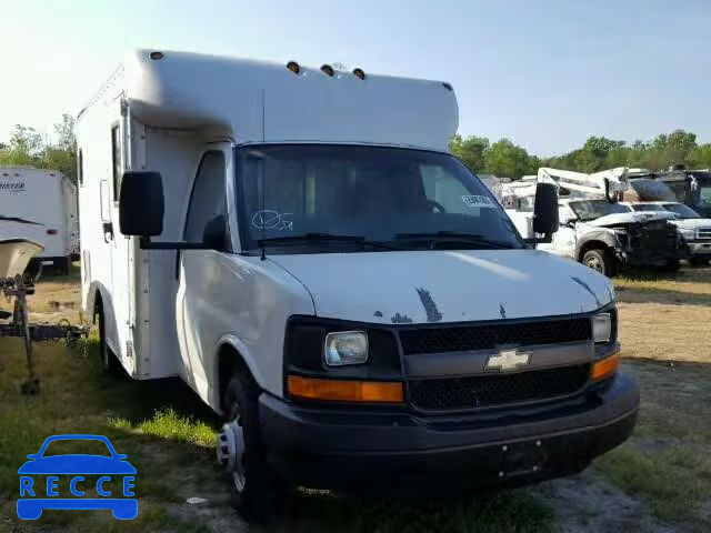 2004 CHEVROLET EXPRESS CU 1GBJG31U641126175 image 0