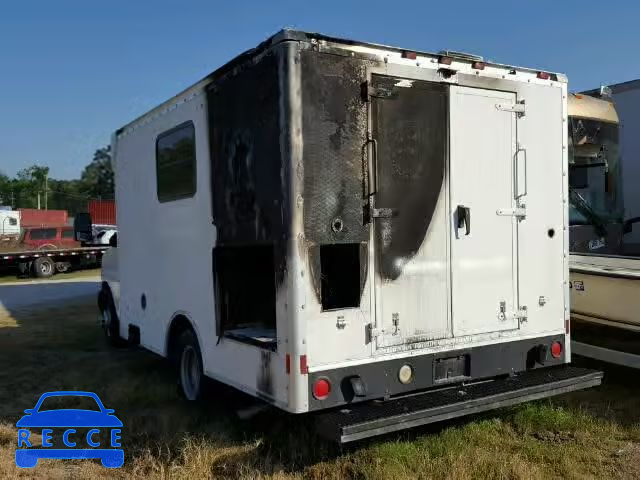 2004 CHEVROLET EXPRESS CU 1GBJG31U641126175 image 2