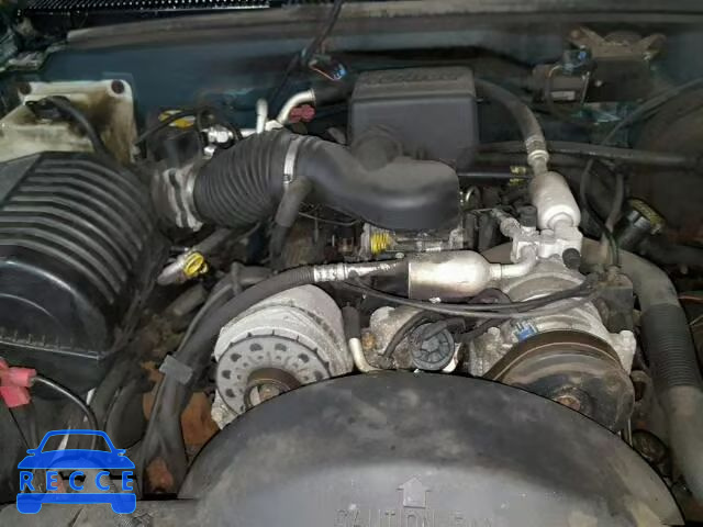 1998 GMC K1500 SUBU 1GKFK16R2WJ718348 image 6