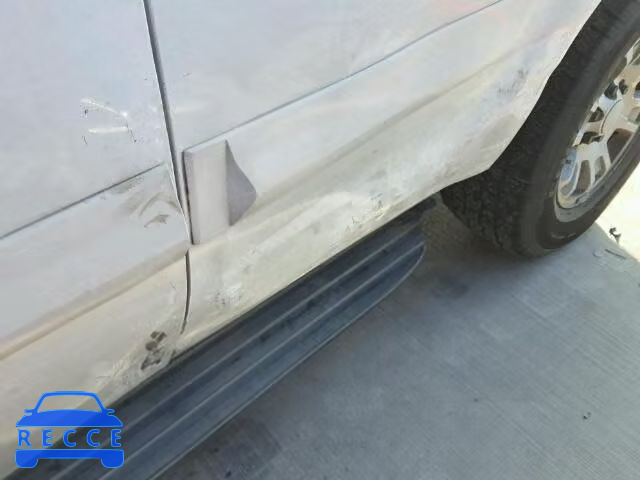 2008 GMC YUKON 1GKFC13C88R152133 image 8