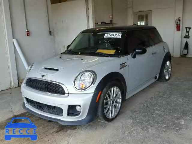 2011 MINI COOPER S WMWSV3C58BTY15600 image 1