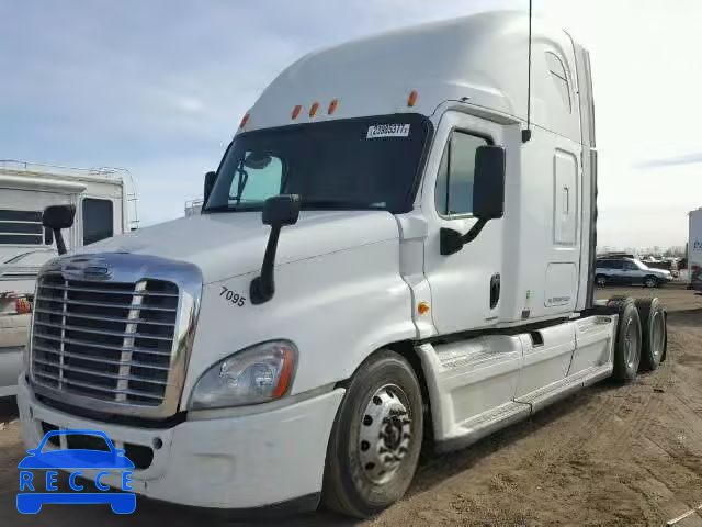 2010 FREIGHTLINER CASCADIA 1 1FUJGLDR3ASAP0541 Bild 1