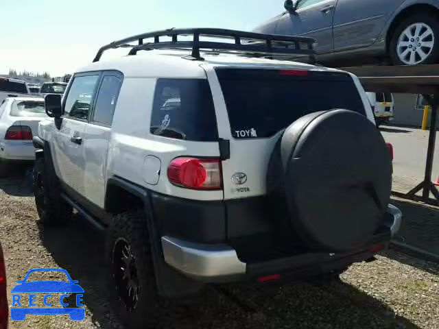 2010 TOYOTA FJ CRUISER JTEBU4BF3AK086797 image 2