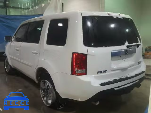 2015 HONDA PILOT SE 5FNYF4H31FB068292 image 2