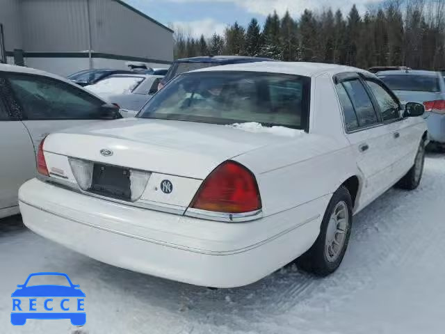 2002 FORD CROWN VICT 2FAFP74W02X147023 image 3
