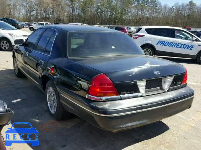 2000 FORD CROWN VICT 2FAFP74W7YX214225 image 2
