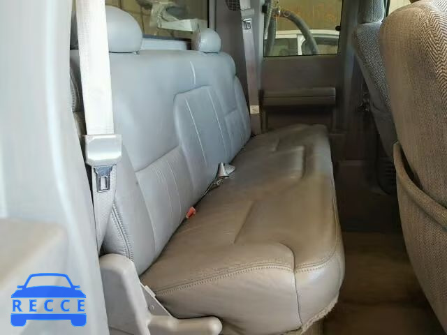 1996 GMC SIERRA K15 2GTEK19R6T1558077 Bild 5