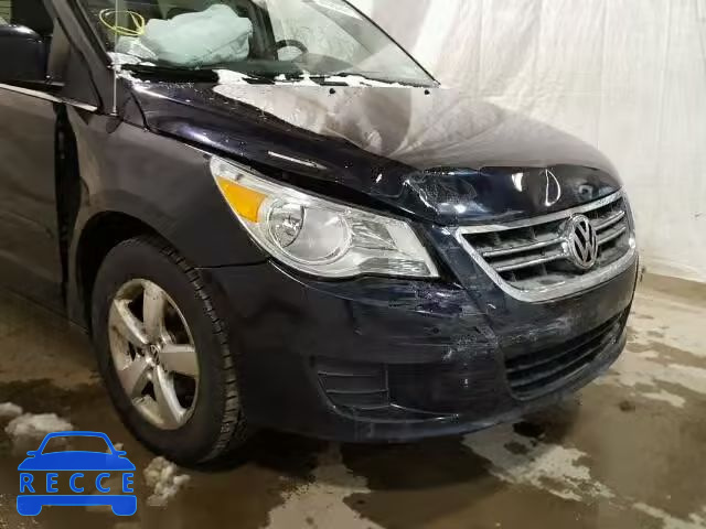 2011 VOLKSWAGEN ROUTAN SE 2V4RW3DG0BR636494 зображення 8