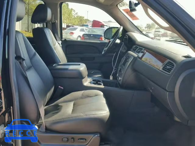 2011 GMC YUKON XL K 1GKW2REG1BR210236 image 4