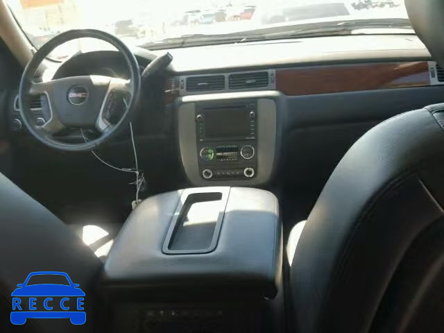 2011 GMC YUKON XL K 1GKW2REG1BR210236 image 8
