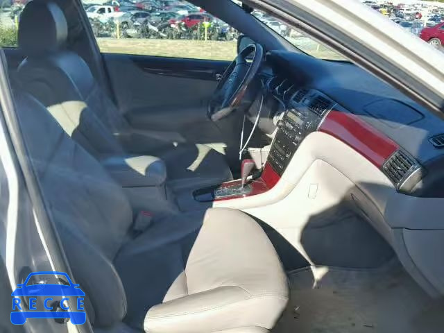 2002 LEXUS ES300 JTHBF30G420030738 image 4