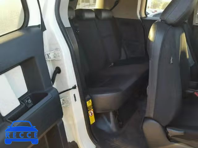 2010 TOYOTA FJ CRUISER JTEBU4BF0AK085106 image 5