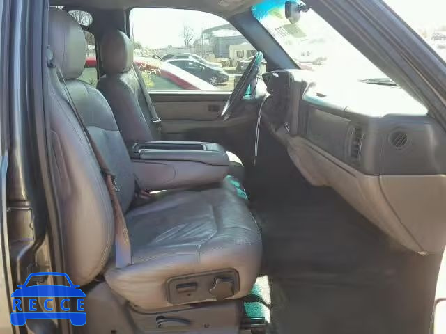 2000 CHEVROLET TAHOE C150 1GNEC13T0YJ184572 image 4