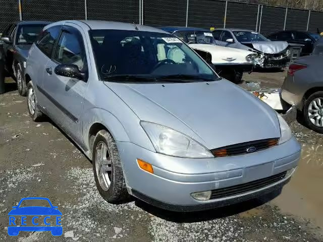 2000 FORD FOCUS ZX3 3FAFP3133YR135880 image 0