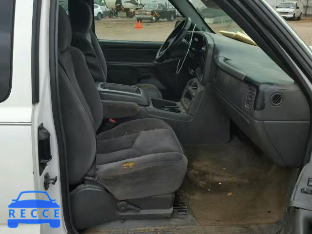 2004 GMC SIERRA C25 1GTHC29U84E109858 image 4