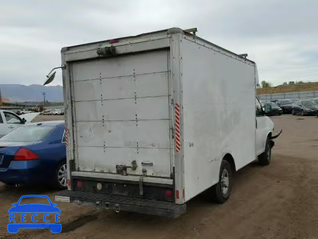 2004 CHEVROLET EXPRESS CU 1GBHG31U241224411 image 3