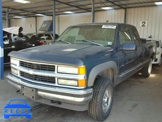 1996 CHEVROLET K2500 1GCGK29R9TE190085 Bild 1