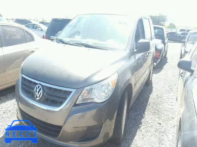 2010 VOLKSWAGEN ROUTAN S 2V4RW4D11AR229445 image 1